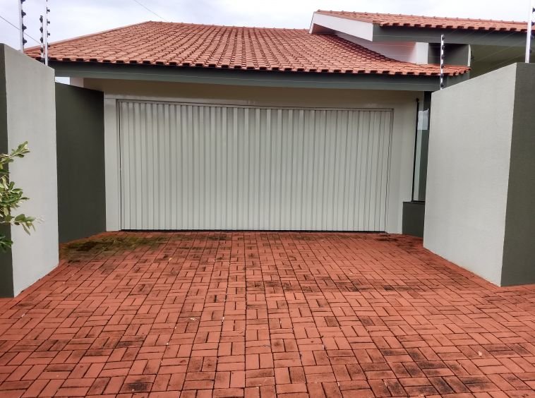 EM BREVE! CASA ALTO PADRÃO NO CENTRO