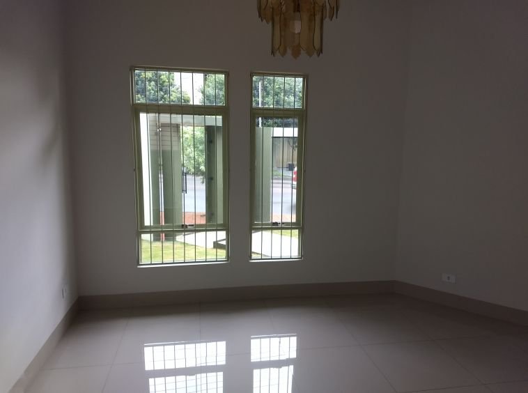 EM BREVE! CASA ALTO PADRÃO NO CENTRO