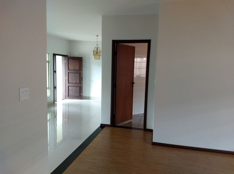EM BREVE! CASA ALTO PADRÃO NO CENTRO