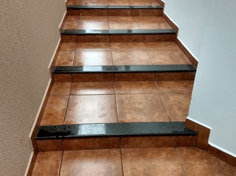 EM BREVE! CASA ALTO PADRÃO NO CENTRO