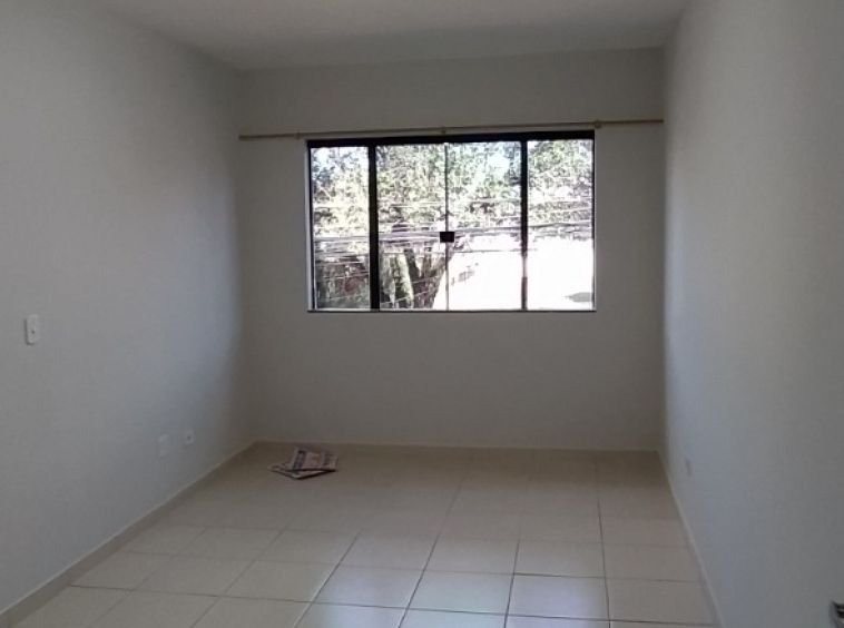 Apartamento sobreloja grande no centro!
