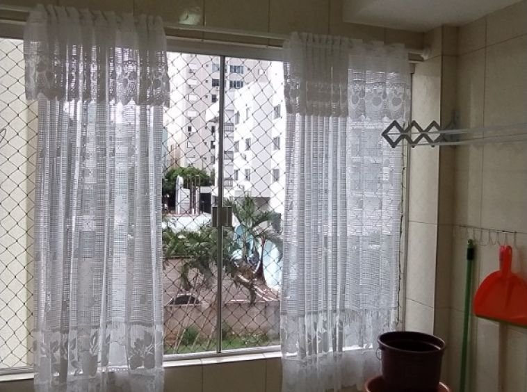 Apartamento Edifício Itaúna - semi mobiliado!