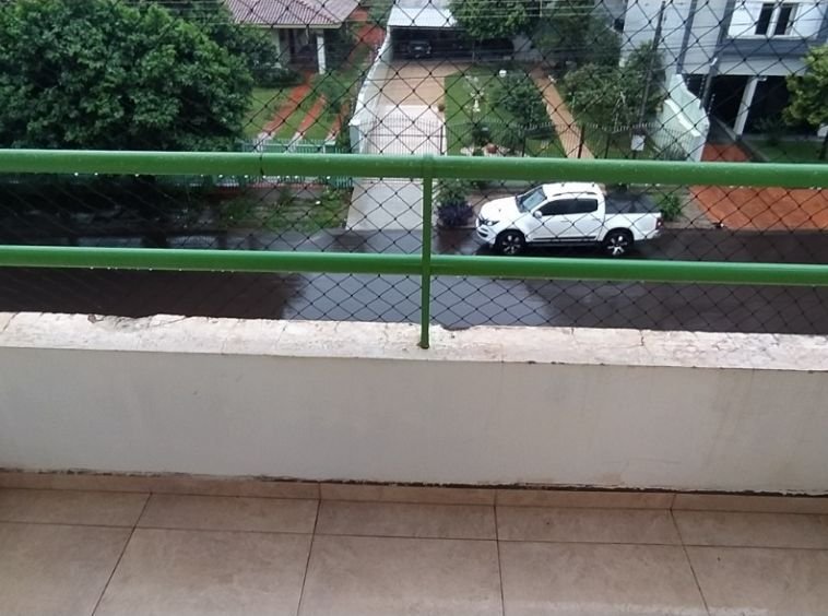 Apartamento Edifício Itaúna - semi mobiliado!