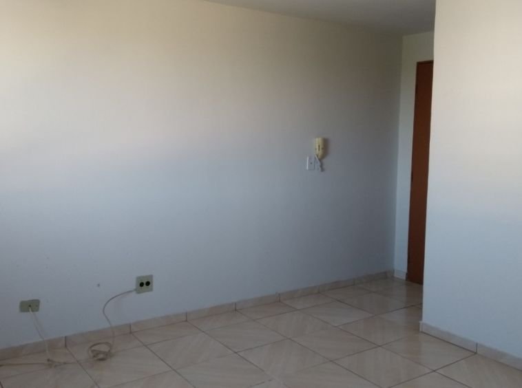 Apartamento condomínio Sol Vermelho
