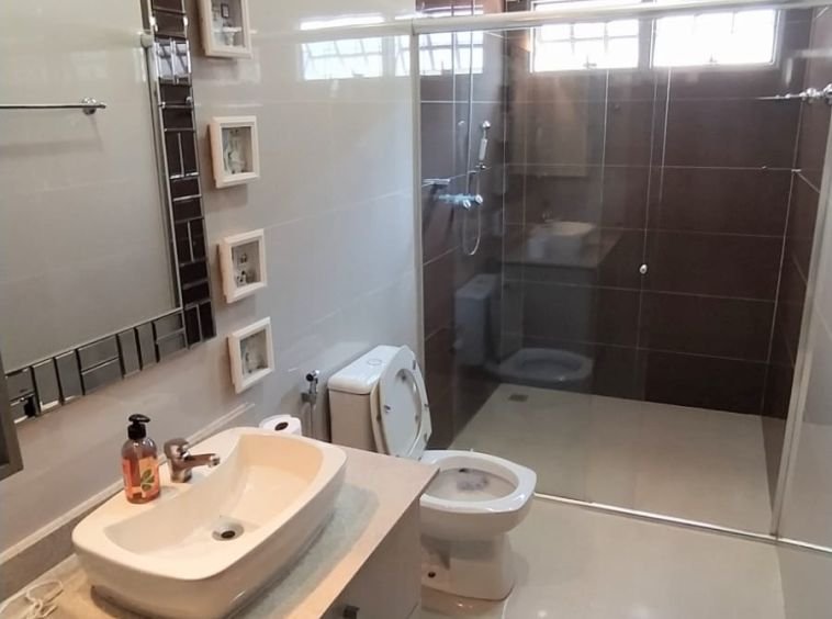 CASA ALTO PADRÃO NO JARDIM ARAUCÁRIA!