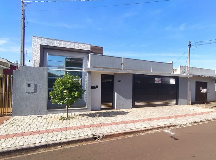 Linda casa para venda no Lar Paraná!