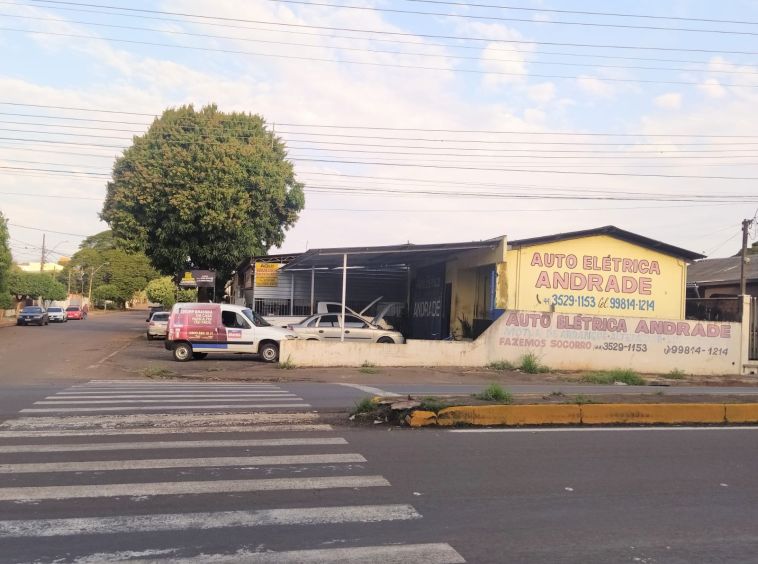 Terreno à venda com ótima localização na Perimetral Tancredo Almeida Neves