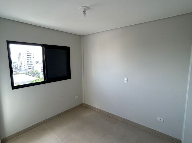 Apartamento no centro com sacada gourmet!