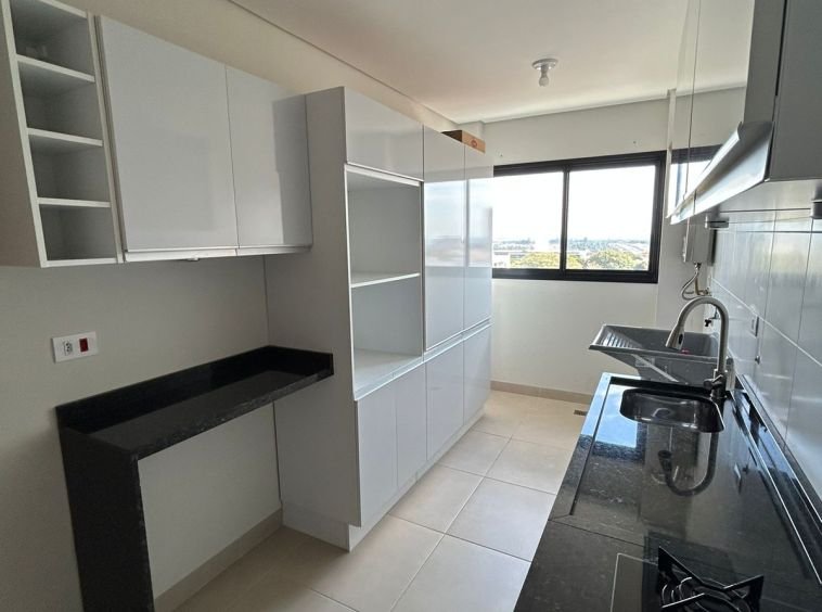 Apartamento no centro com sacada gourmet!
