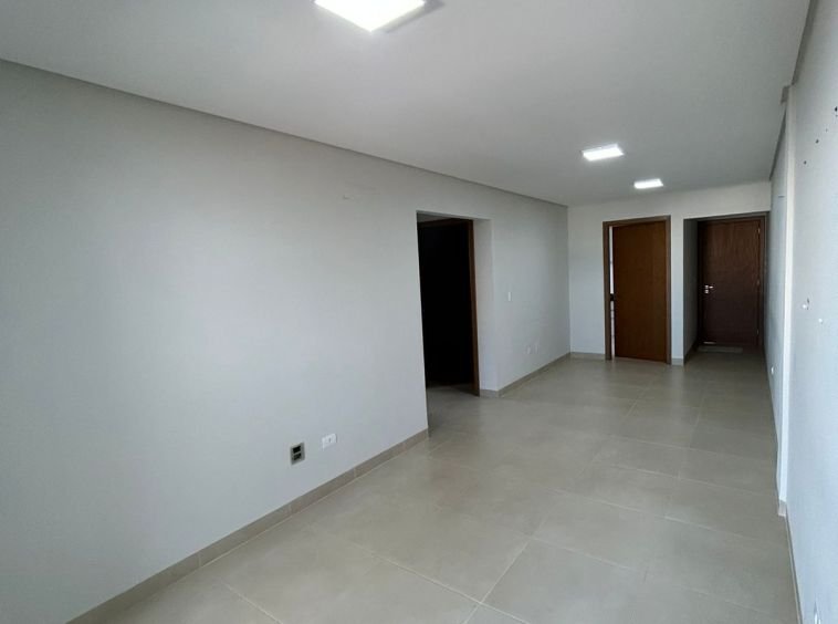 Apartamento no centro com sacada gourmet!
