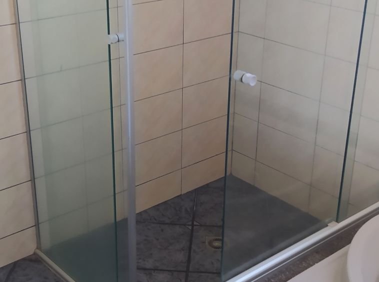 APARTAMENTO GRANDE - EDIFÍCIO MONTREAL!