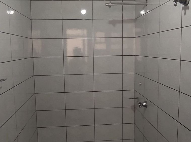 APARTAMENTO GRANDE - EDIFÍCIO MONTREAL!