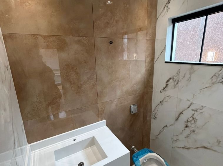 SOBRADO NOVO ALTO PADRÃO!