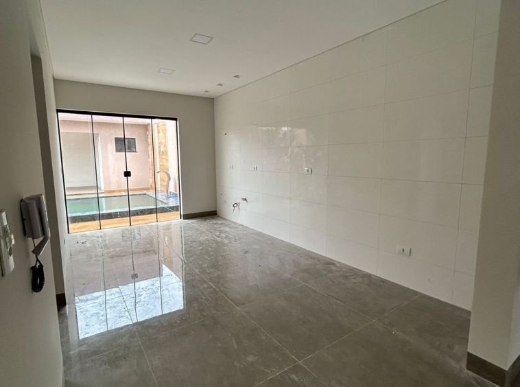 SOBRADO NOVO ALTO PADRÃO!