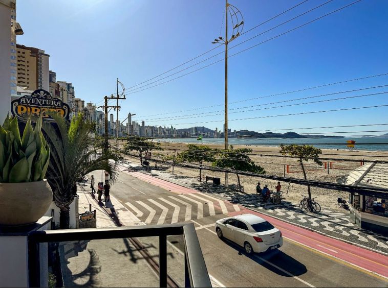 Apartamento de frente ao mar em Balneário Camboriú