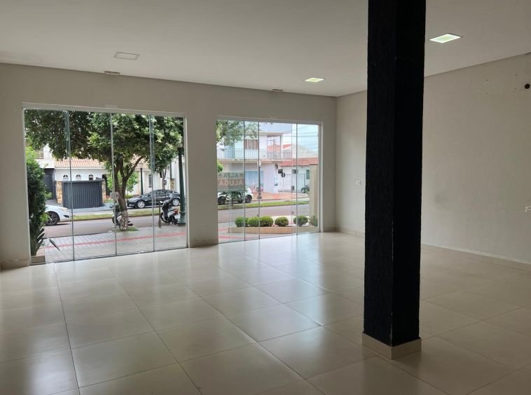 SALA COMERCIAL PROXIMA AO POSTO FLEX