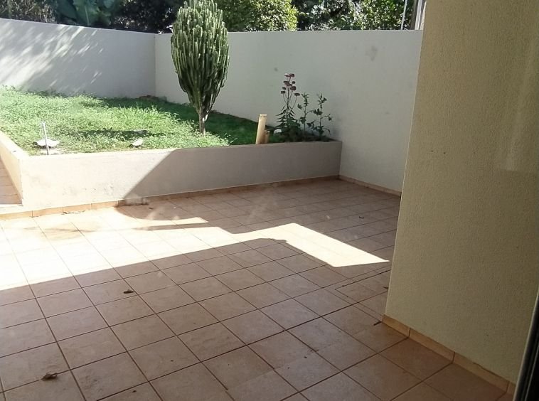 Casa Jardim Tropical I para Locação