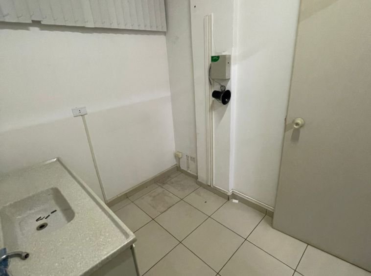 Sala comercial no centro