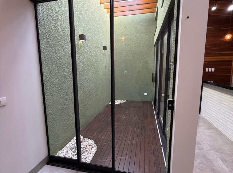 Sobrado no Residencial Parque do Lago