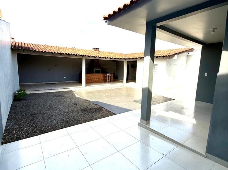 Excelente Casa no Jardim Albuquerque!!