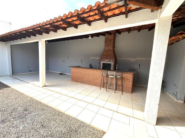 Excelente Casa no Jardim Albuquerque!!