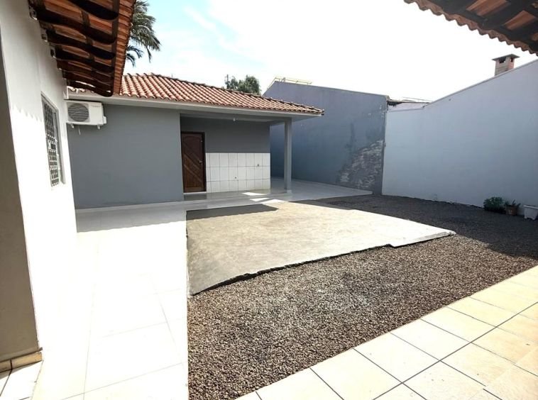 Excelente Casa no Jardim Albuquerque!!