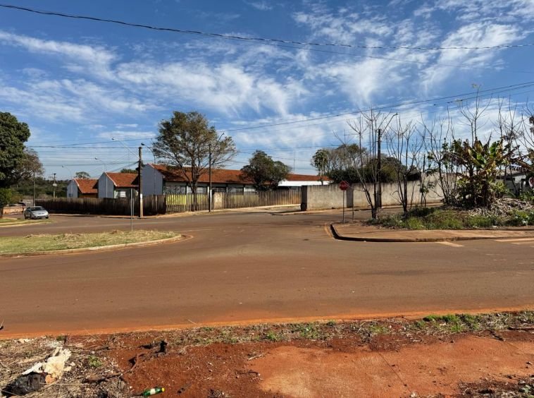 TERRENO PRÓXIMO A SAÍDA PARA MARINGÁ