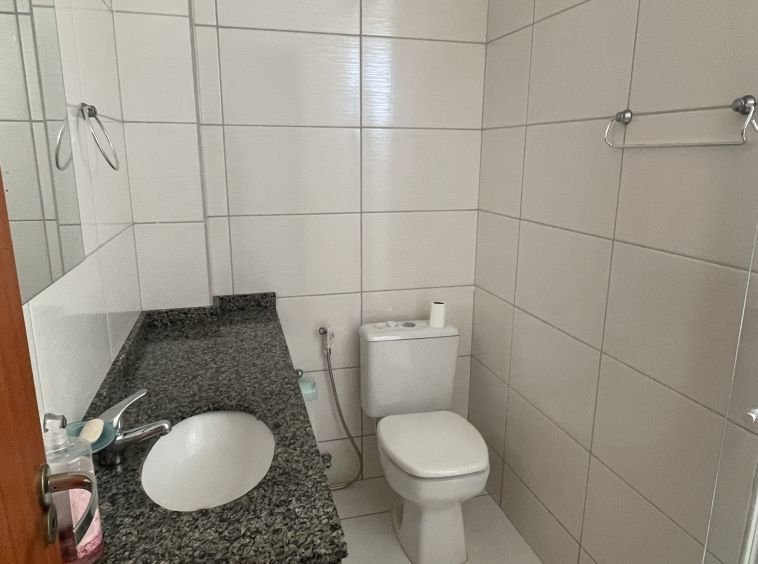 Apartamento 601 - Ed. Caires