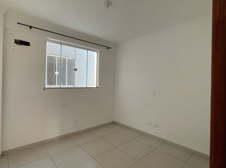 Apartamento 702 - Ed. Caires