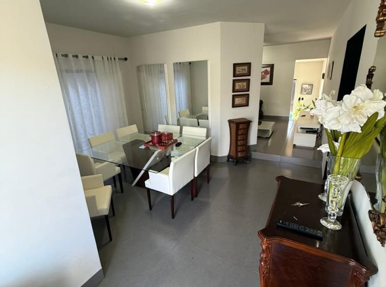 Casa Alto Padrão no Jardim Albuquerque!!