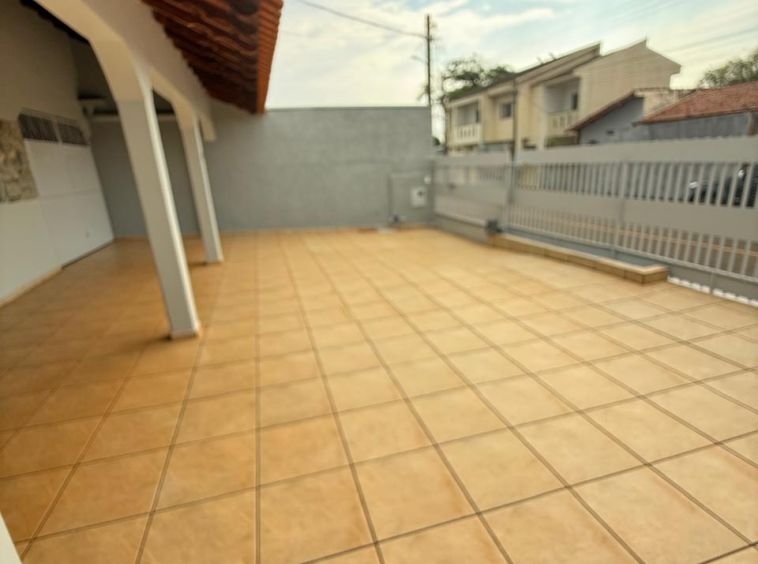 Casa para venda na Vila Urupês