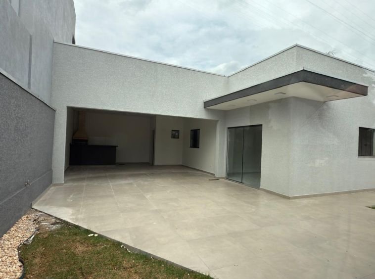 CASA PRÓXIMO AO SESC!