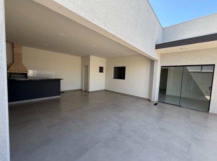 CASA PRÓXIMO AO SESC!