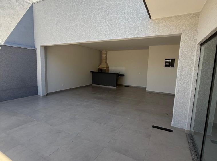 CASA PRÓXIMO AO SESC!