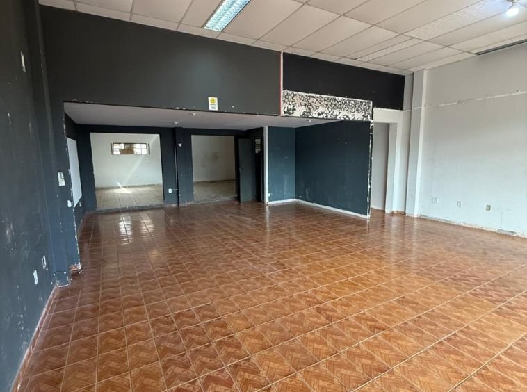 Sala comercial proximo ao Integrado!