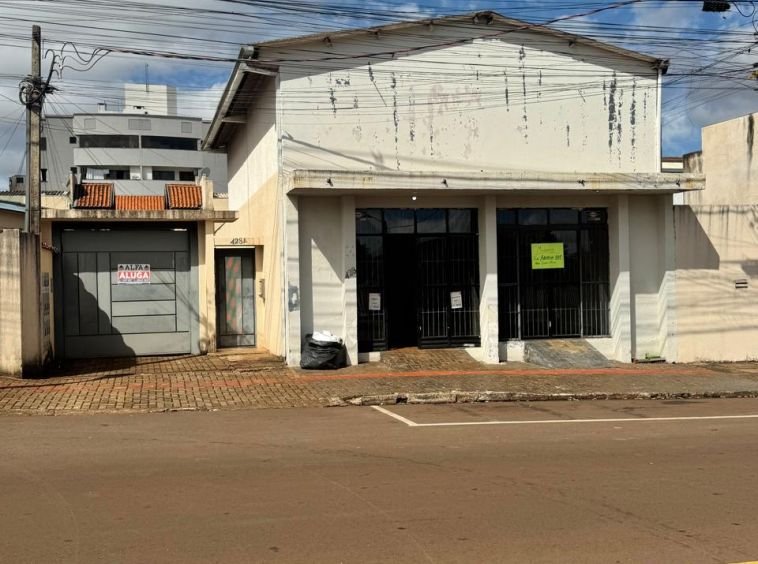 Sala comercial proximo ao Integrado!