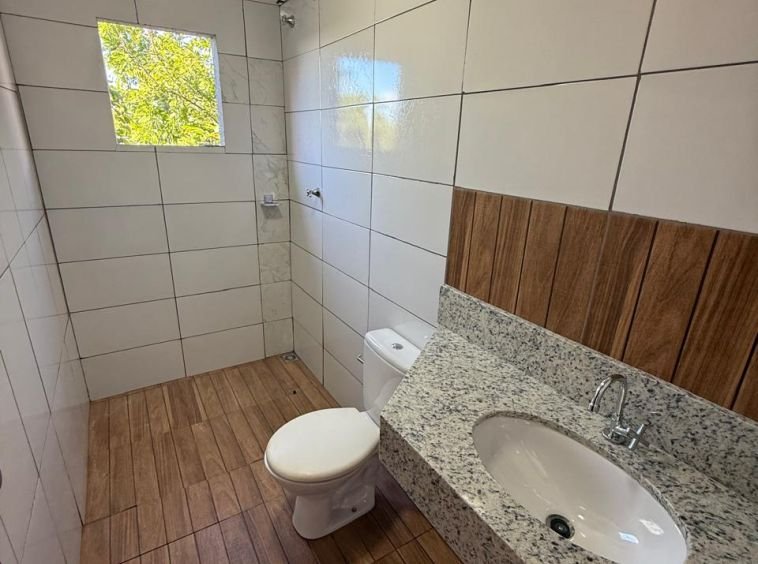 CASA NOVA NO JARDIM BATEL!