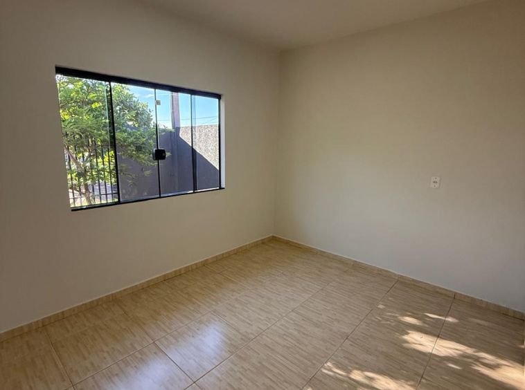 CASA NOVA NO JARDIM BATEL!