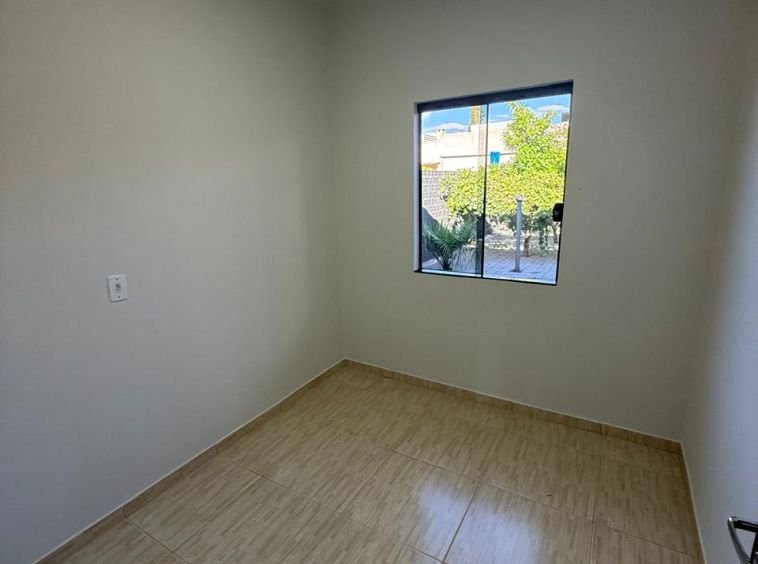 CASA NOVA NO JARDIM BATEL!