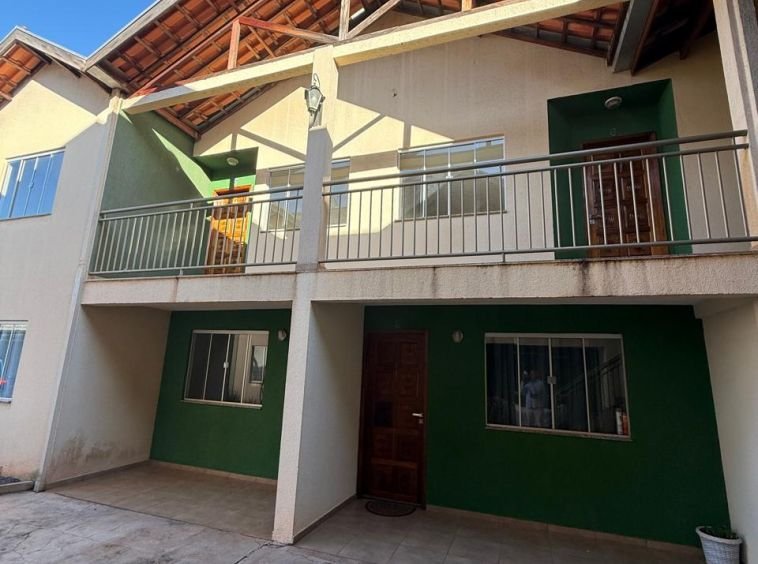 APARTAMENTO 05 VÓ JULIA!