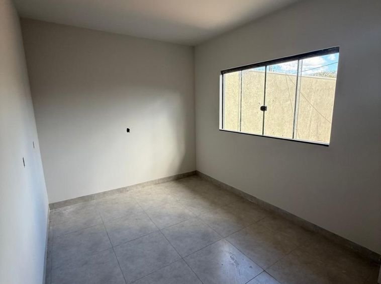 (EM BREVE, EM FINALIZAÇÃO) CASA NOVA NO JARDIM BATEL!