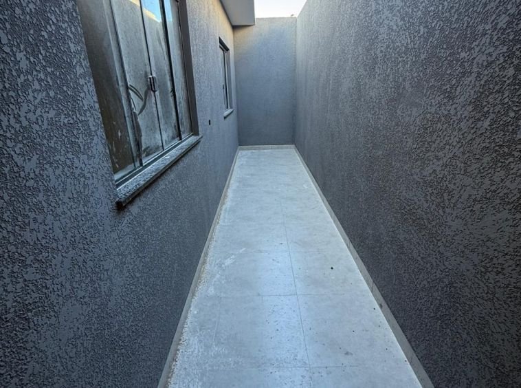 (EM BREVE, EM FINALIZAÇÃO) CASA NOVA NO JARDIM BATEL!