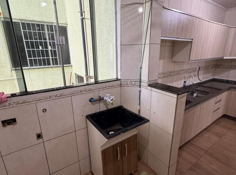 Apartamento térreo Colinas Verdes!