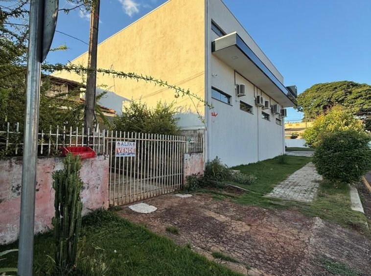 CASA NO JARDIM MAIA PARA VENDA!