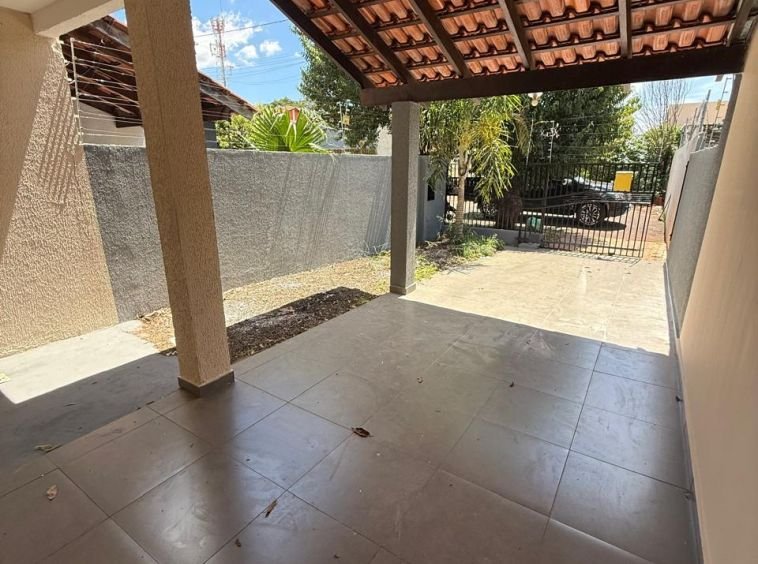 Sobrado próximo ao Parana Família