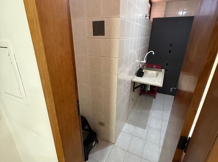 Sala no 14º andar Edifício Likes