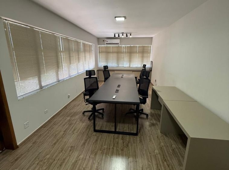 Sala no 14º andar Edifício Likes