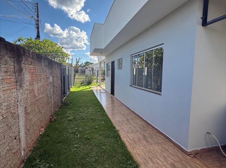CASA NO JARDIM ARAUCÁRIA!