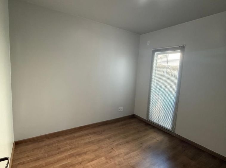 CASA NO JARDIM ARAUCÁRIA!