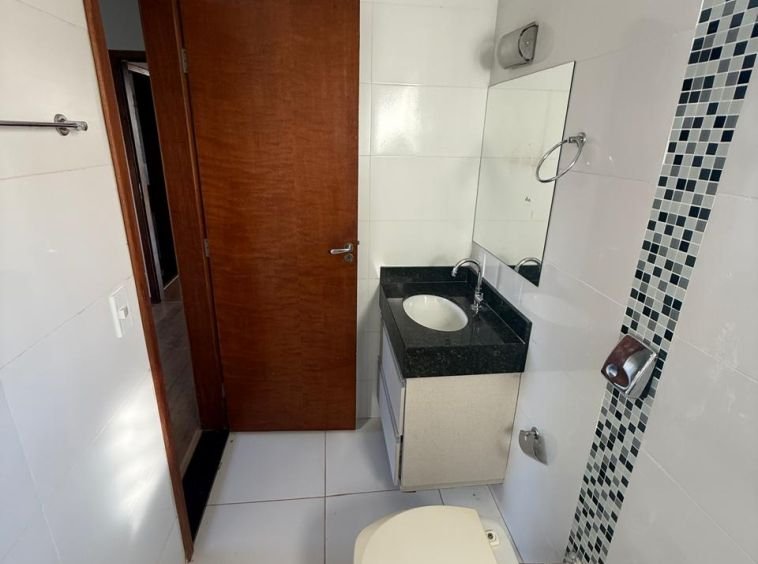 CASA NO JARDIM ARAUCÁRIA!